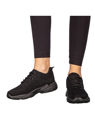 Дамски спортни обувки  черни от текстилен материал  Morison - Kalapod.bg